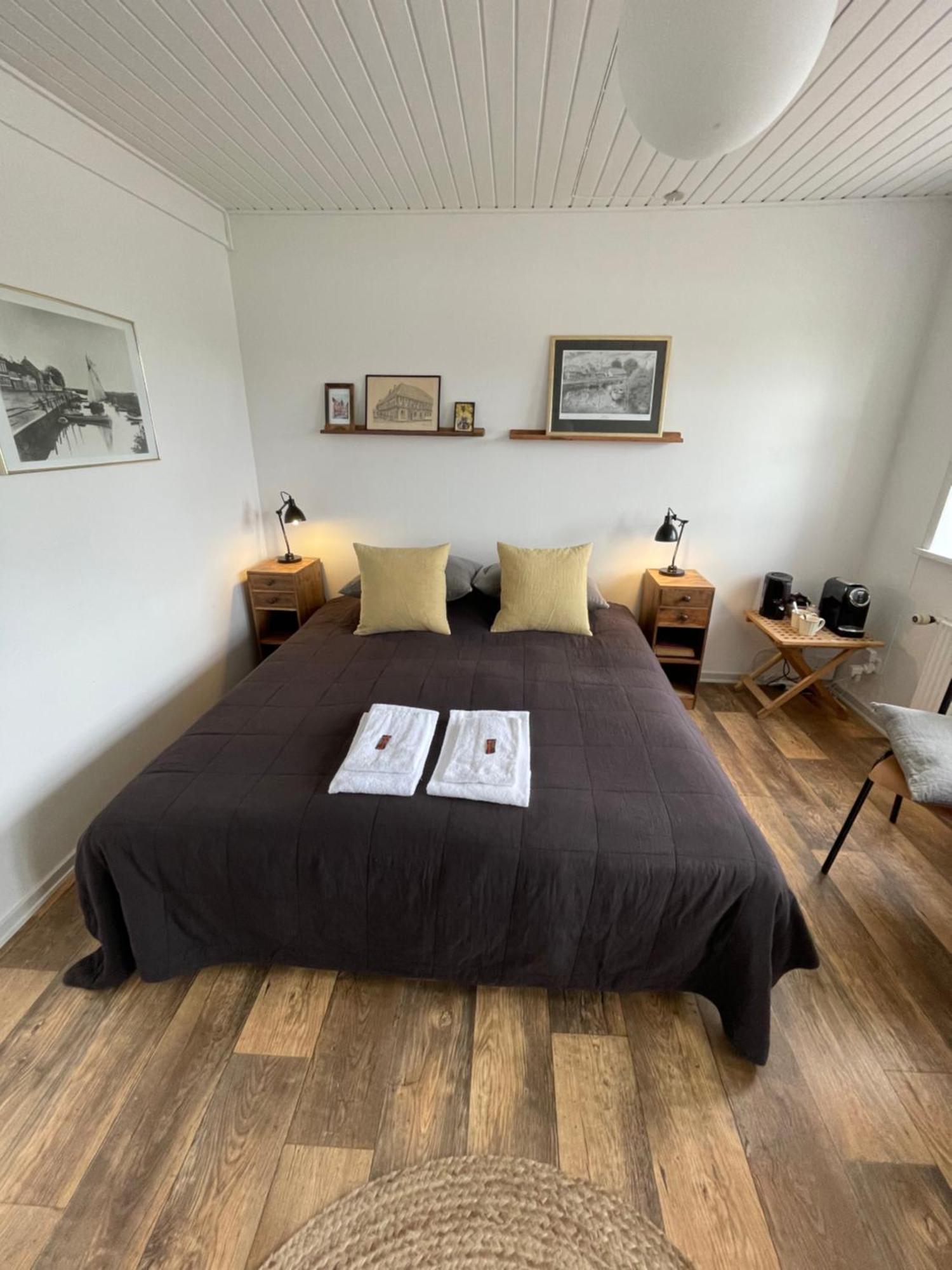 Restaurant Saelhunden Bed & Breakfast Ribe Exterior photo